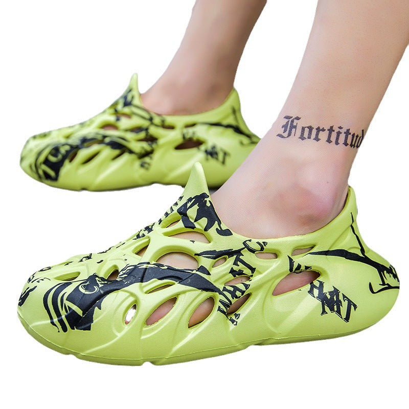 2023 verano nuevo agujero zapatos pareja zapatillas casuales al aire libre estilo coreano playa zapatos moda Zapatillas hombres