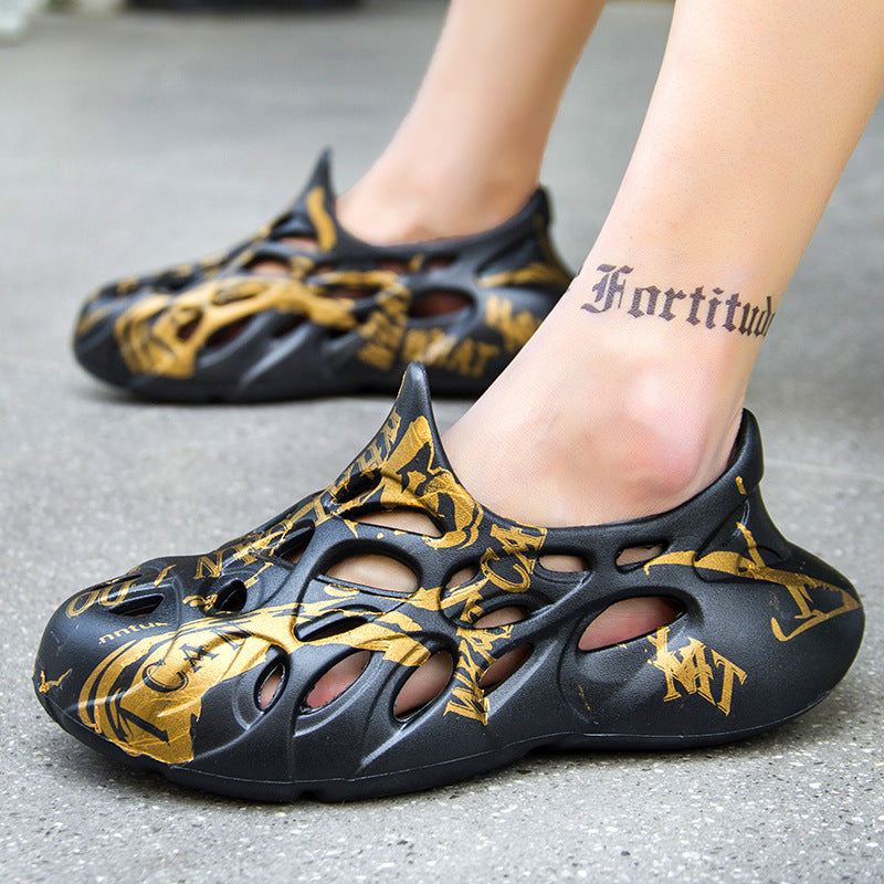 2023 verano nuevo agujero zapatos pareja zapatillas casuales al aire libre estilo coreano playa zapatos moda Zapatillas hombres
