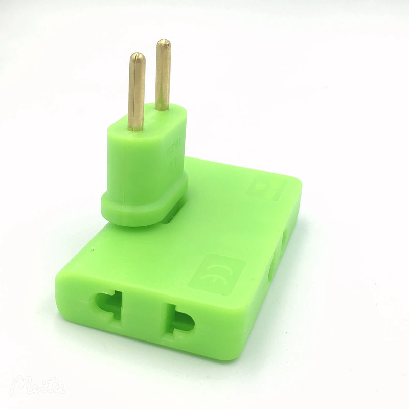 “Plugue Inteligente: Transforme Uma Tomada em Três com Rotação de 180 Graus!”